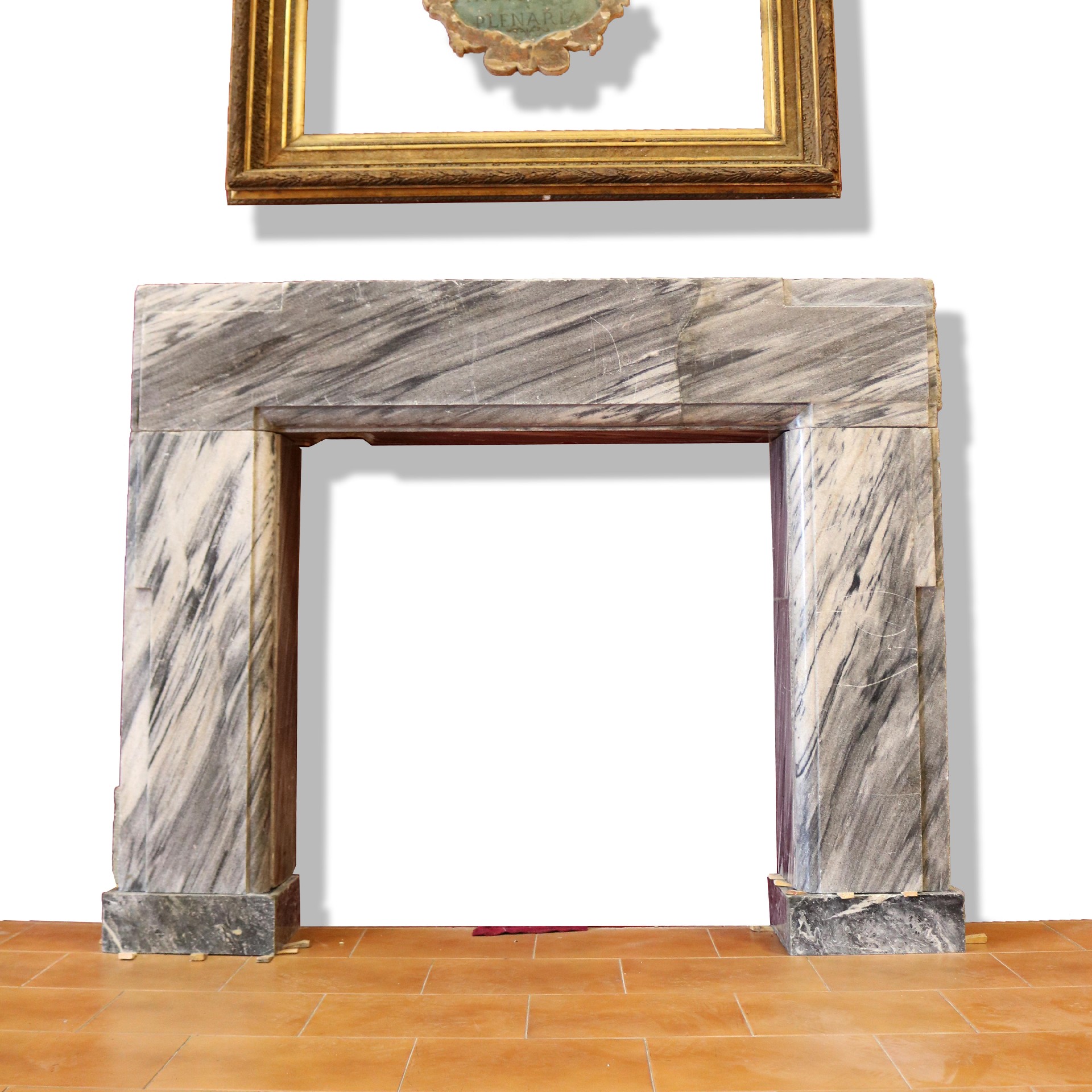 Ancient fireplace in marble, cm 147x117 h. - 1