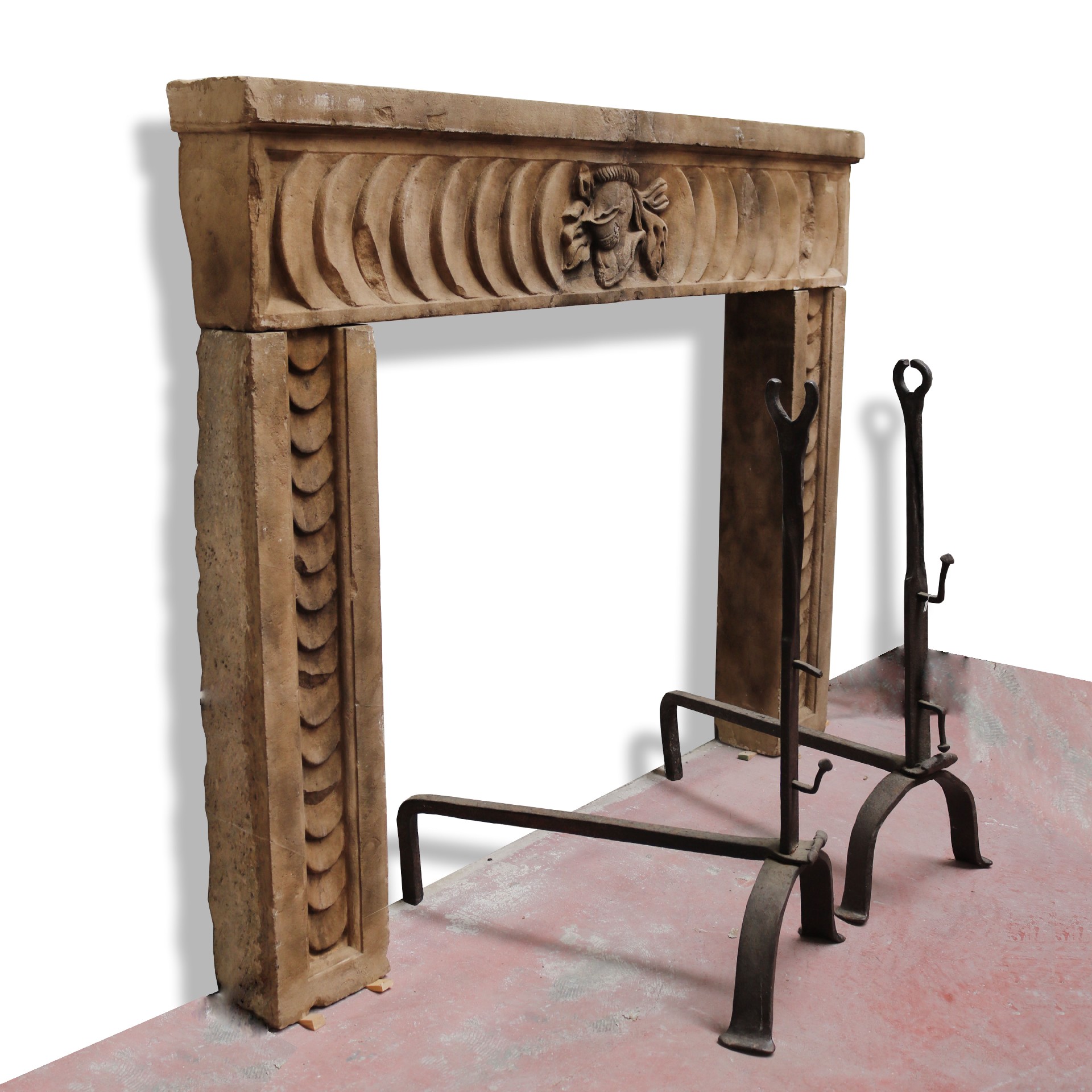 Ancient stone fireplace, cm 150x120 h. - 1