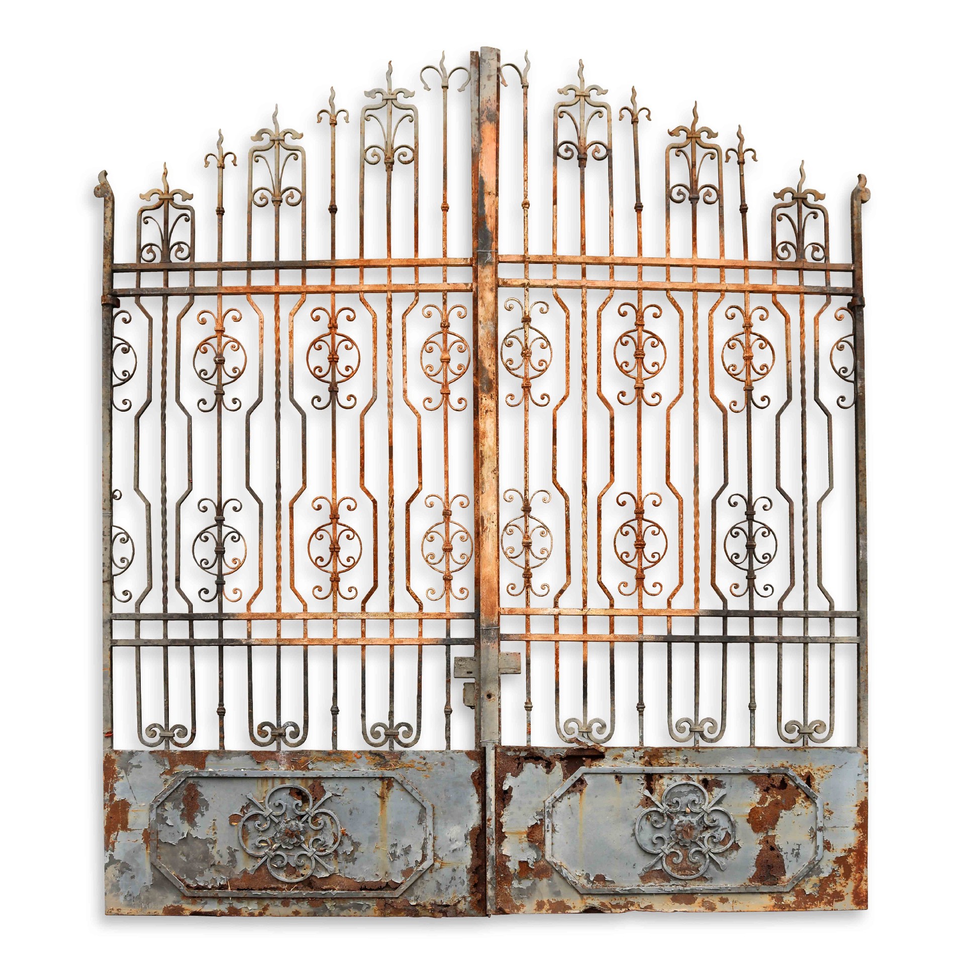 Antique iron gate. Period 1800. - 1