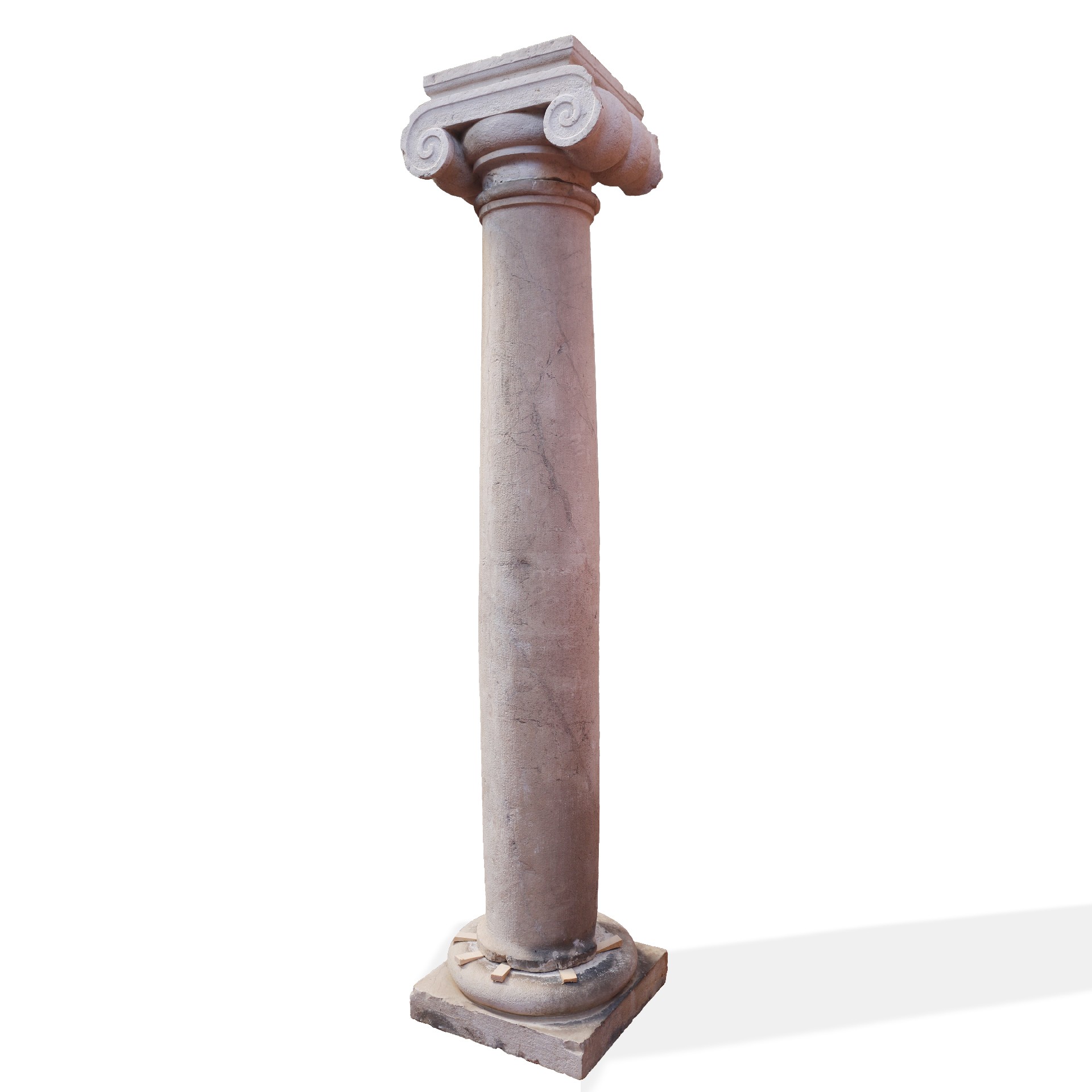 Four stone columns. - 1