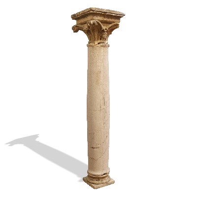 Colonna antica in pietra. Epoca 1400/1500. 