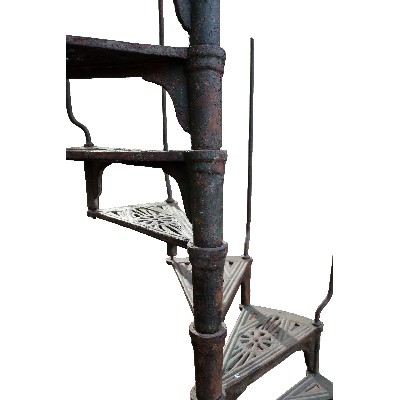 Spiral staircase in cast iron. 